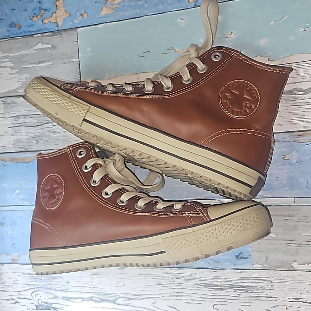 CONVERSE ALL STAR TAN LEATHER HI TOP Unisex-MENS SIZE 10.5/ WOMENS SIZE 12.5